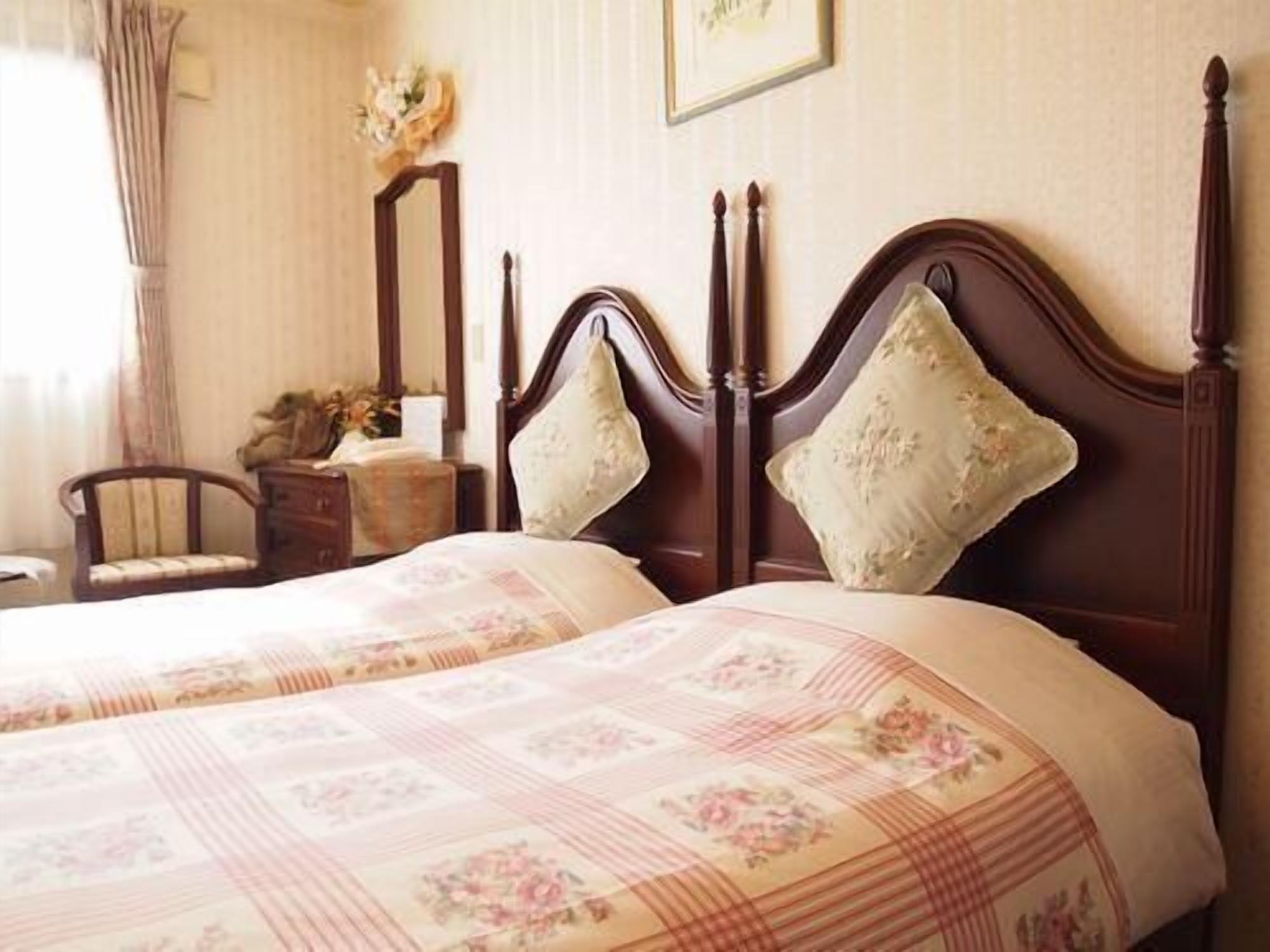 Petit Hotel Corinthian Rebun Экстерьер фото